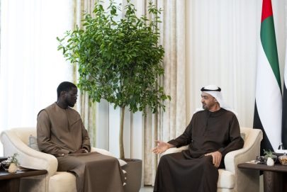 رئيس الدولة والرئيس السنغالي يبحثان علاقات البلدين