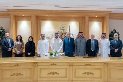 سلطان بن أحمد القاسمي يشهد توقيع مذكرة تفاهم بين جامعة الشارقة ومركز الشارقة للتدريب المهني لعلوم المطارات
