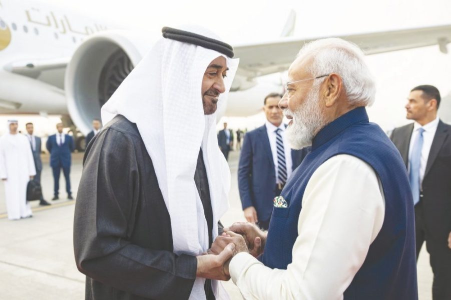 رئيس الدولة ورئيس وزراء الهند يبحثان تعزيز التعاون في إطار الشراكة الإستراتيجية بين البلدين