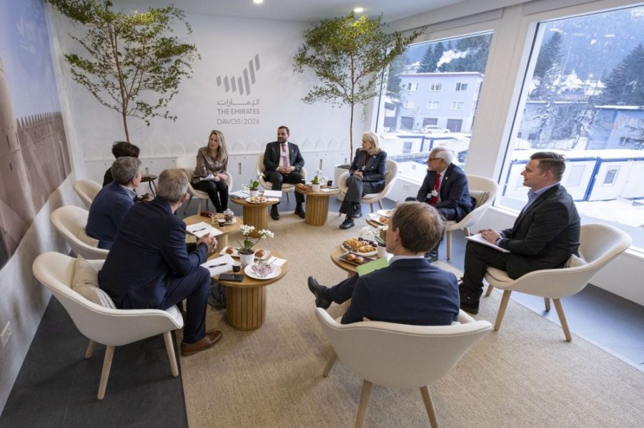 “مبادرات محمد بن راشد آل مكتوم العالمية” تستعرض رؤاها لصياغة قيادة عالمية فعالة للتغذية في الأزمات الإنسانية خلال “دافوس”