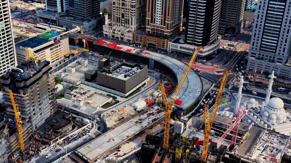 إنجاز 65% من تطوير الجسر المؤدي لمداخل ومخارج “دبي هاربر”