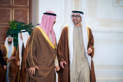 ولي عهد الكويت يستقبل عبد الله بن زايد