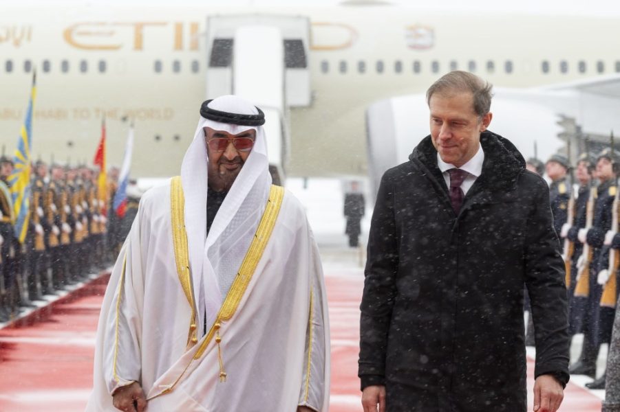 رئيس الدولة يصل موسكو في زيارة رسمية