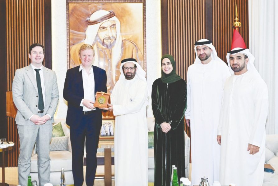 “الوطني الاتحادي” يبحث سبل تعزيز التعاون مع رئيس لجنة الصداقة البرلمانية البريطانية الإماراتية