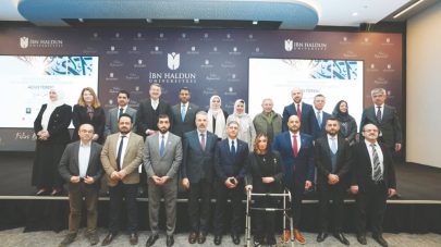 افتتاح مركز الشيخة فاطمة بنت مبارك لتعليم اللغة العربية في تركيا