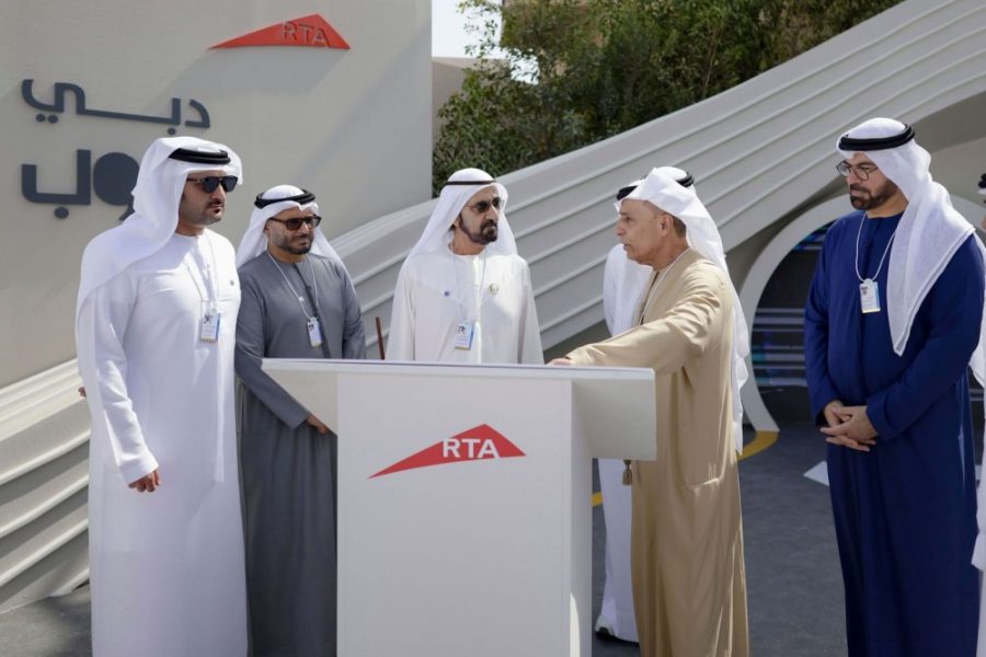 محمد بن راشد يطّلع على مشروعي “دبي لوب” و”جلايدوايز” لتعزيز التنقل الذكي والمستدام