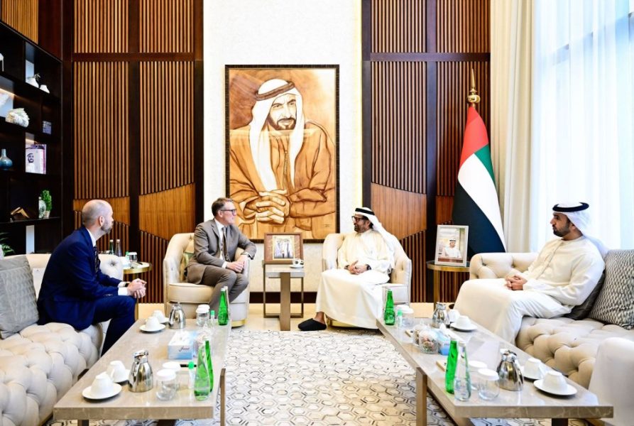 المجلس الوطني الاتحادي يبحث مع سفير السويد تعزيز العلاقات البرلمانية