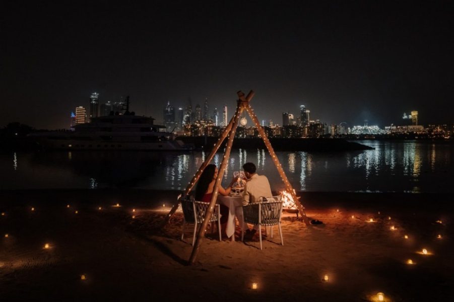 لحظات رومانسية مُتقنة التفاصيل في فندق سانت ريجيس دبي النخلة