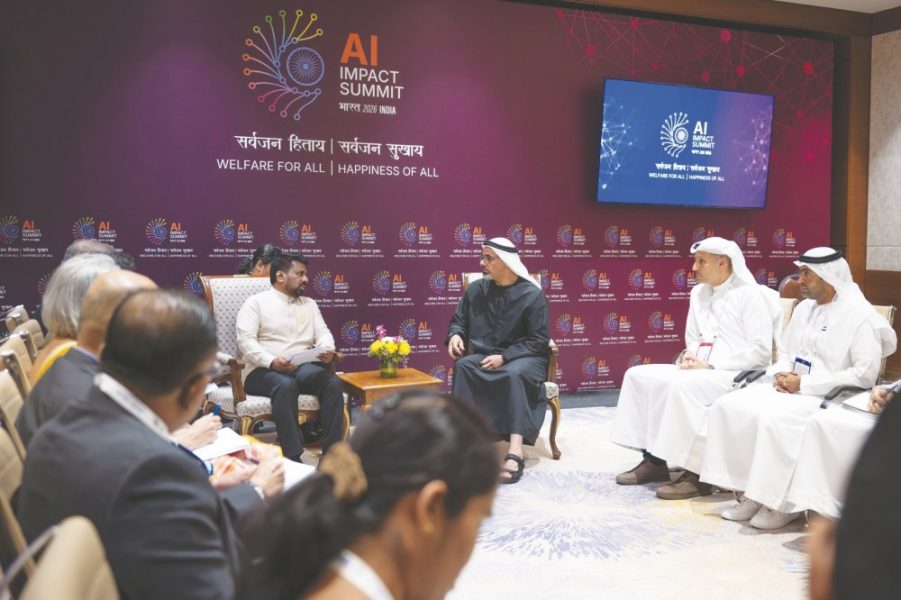 ولي عهد أبوظبي ورئيس جمهورية سريلانكا يبحثان تعزيز العلاقات بين البلدين