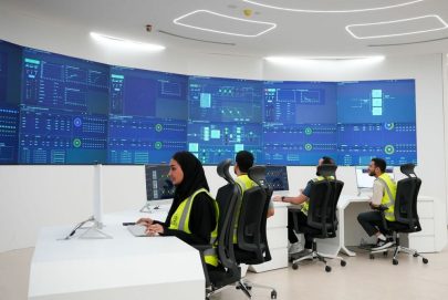 “كهرباء ومياه وغاز الشارقة” تنجز المرحلة الأولى من نظام التحكم ومراقبة المياه