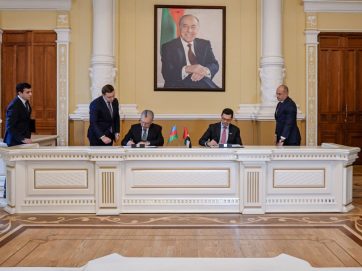 “أبوظبي” و”باكو” توقّعان اتفاقية توأمة لتعزيز التعاون الحضري