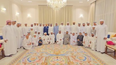 محمد بن حم يقيم إفطارًا رمضانيًا يجمع أسرة «عونك يا وطن» ويعزز قيم التلاحم المجتمعي في العين