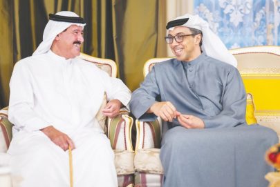 منصور بن زايد يحضر مأدبة إفطار سلطان بن حمدان