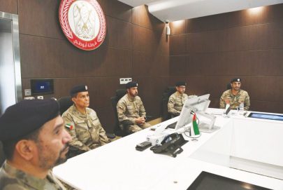 قائد عام شرطة أبوظبي يزور مركز الدفاع المدني بمدينة شخبوط ويطلع على مستوى الجاهزية