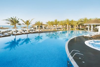 احتفلوا بعطلة عيد الفطر على شاطئ البحر في فندق إنتركونتيننتال أبوظبي