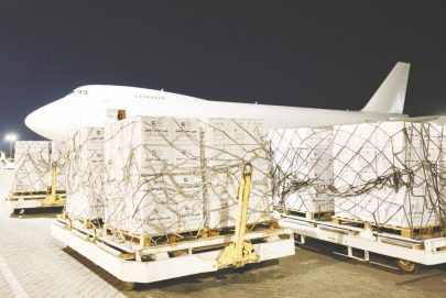 “جسر حميد الجوي” يواصل إرسال الطائرات الإغاثية إلى قطاع غزة