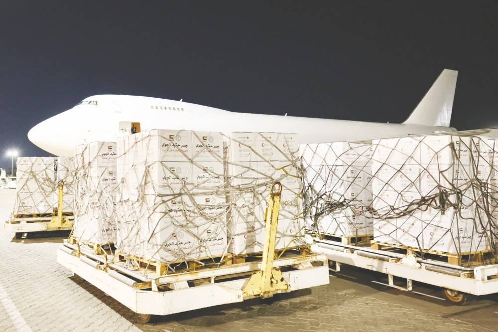 “جسر حميد الجوي” يواصل إرسال الطائرات الإغاثية إلى قطاع غزة