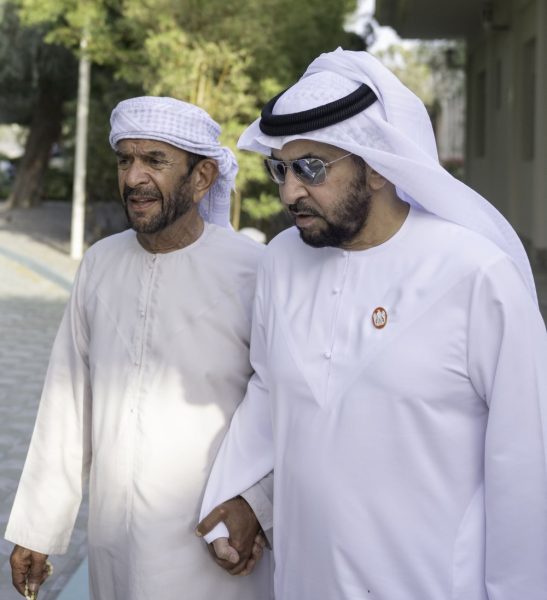 حمدان بن زايد يزور سرور بن محمد ويتبادلان التهاني بعيد الفطر