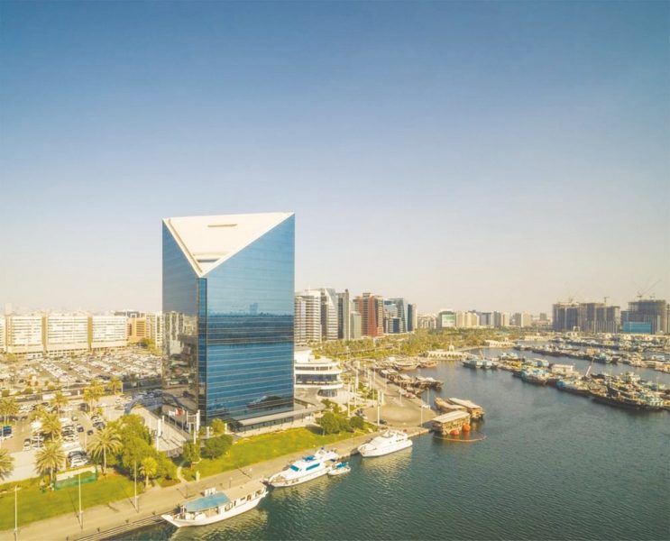 غرف دبي والجمارك و”دي بي ورلد” يبحثون تعزيز كفاءة سلاسل الإمداد في لقاء موسع مع قادة 100 شركة