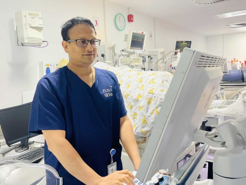 فريق طبي بأبوظبي يشخص مبكرا حالة مرضية نادرة لدى مولود جديد