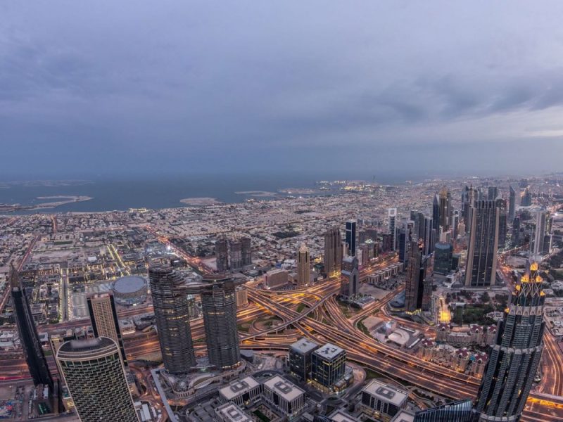 قطاع العقارات الإماراتي يتألق بمشاريع ملياريه ومبيعات قوية في مارس