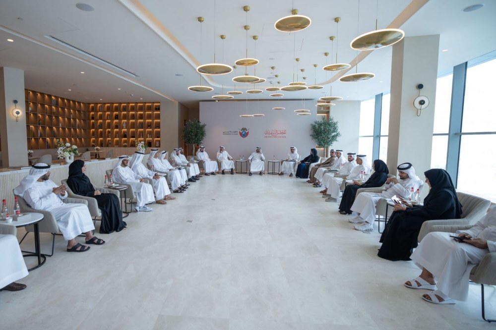 حمدان بن محمد يعتمد تسهيلات للقطاع الاقتصادي في دبي بقيمة مليار درهم