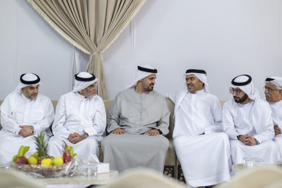 ذياب بن محمد بن زايد يقدِّم واجب العزاء في وفاة شقيقة الشهيد فؤاد صديق الخوري