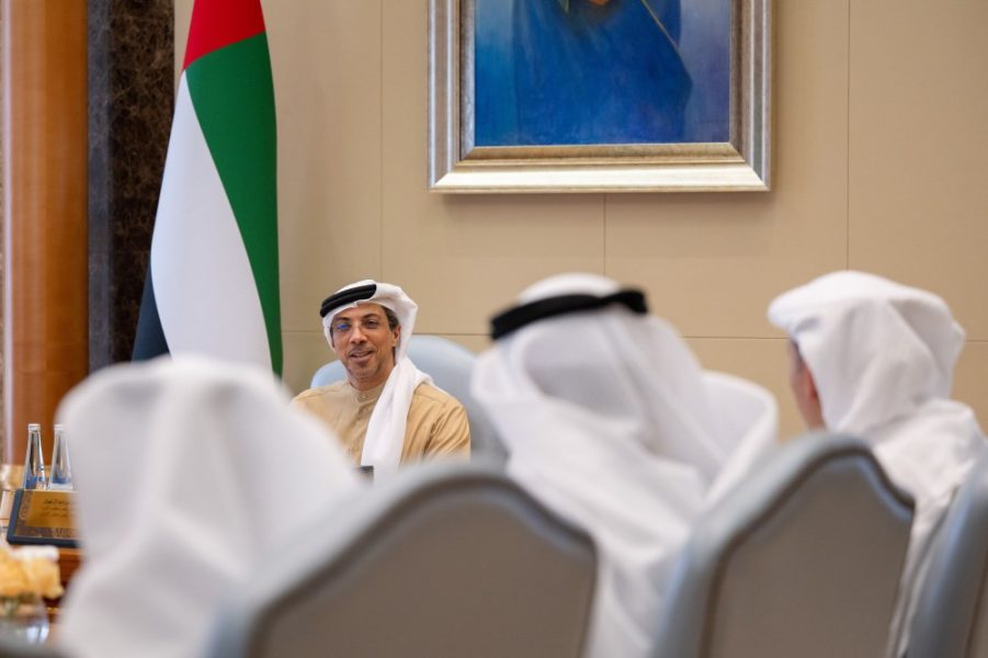 منصور بن زايد يترأس اجتماع مجلس إدارة شركة مبادلة للاستثمار