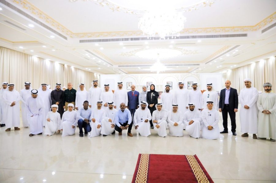 معرض «الأسرة الإماراتية.. ترابط وهوية وطنية» يبرز قيم التماسك المجتمعي في مركز سالم بن حم الثقافي