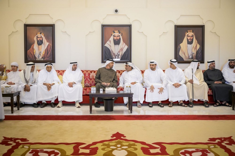 رئيس الدولة يحضر حفل زفاف راشد القبيسي