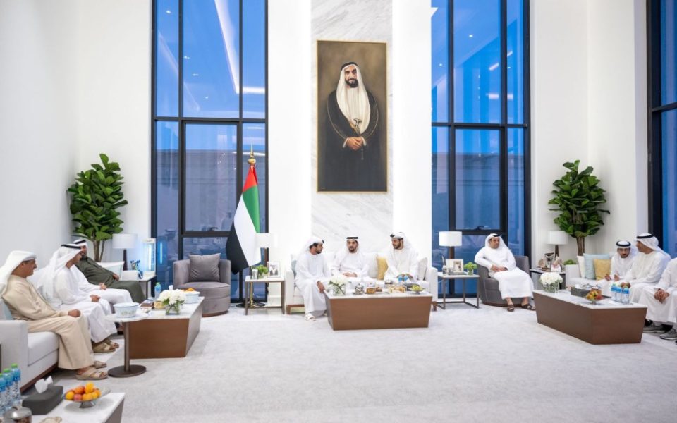 حمدان بن زايد يزور محمد خلفان الهاملي بمنزله في مدينة زايد