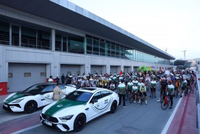 شرطة دبي تنظم فعالية رياضية مجتمعية بمشاركة واسعة في “دبي أوتودروم”