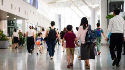 طيران الإمارات توسع نطاق مبادرة “تجربة السفر” لذوي التوحد لتشمل أكثر من 40 مدينة