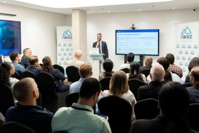 راكز تدعم رواد الأعمال لبناء شركات منظمة وقابلة للتوسع