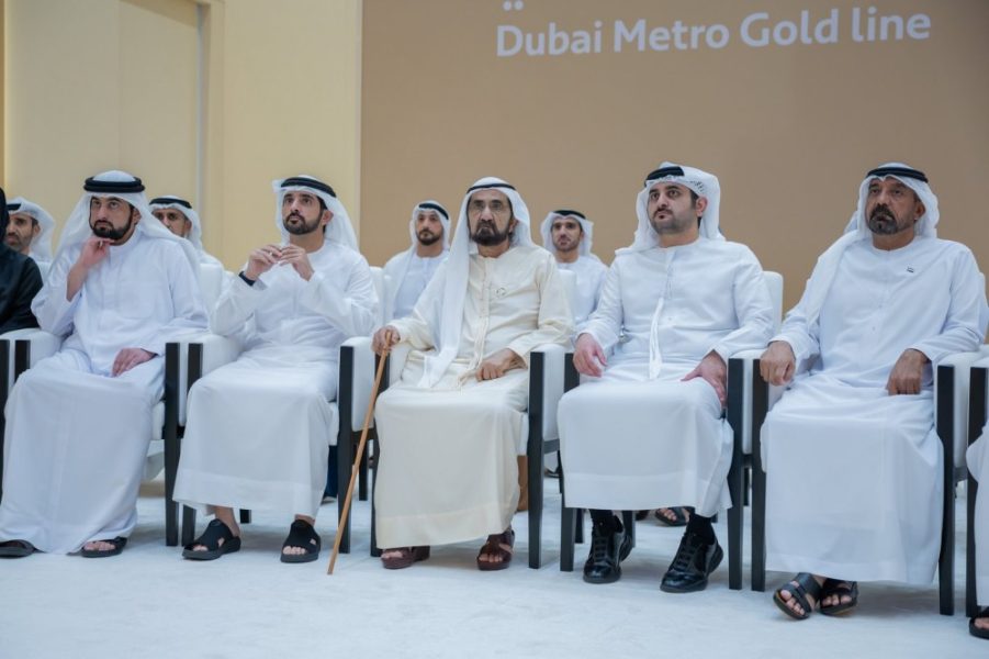 محمد بن راشد يعتمد مشروع الخط الذهبي لمترو دبي باستثمار 34 مليار درهم وطول 42 كم و18 محطة