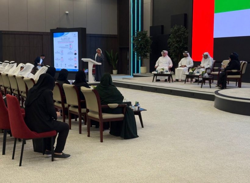 جلسة حوارية تناقش الدور الجوهري للأخصائي الاجتماعي باعتباره حائط الصد الأول وصمام الأمان للمجتمع