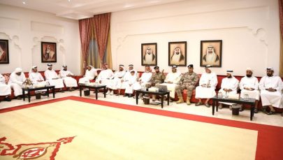 شرطة أبوظبي تعزز الوعي المجتمعي بالاستخدام الآمن للتقنيات الحديثة بمجلس الروضة