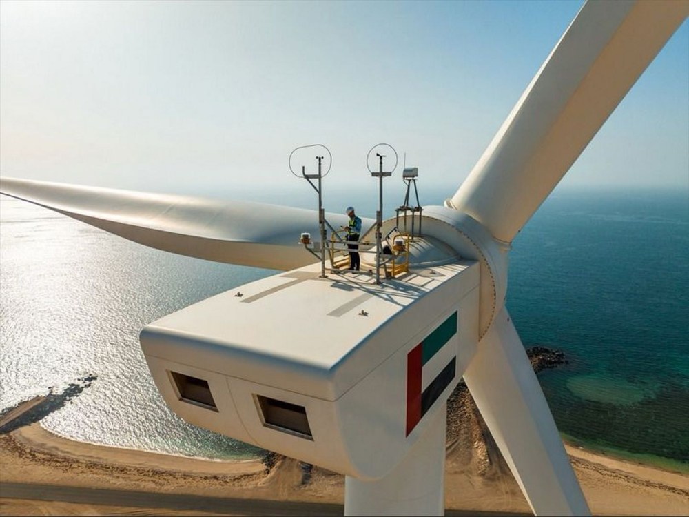 “مصدر”.. 20 عاماً من الإنجازات في قطاع الطاقة النظيفة بقدرة إنتاجية تتجاوز 65 غيغاواط