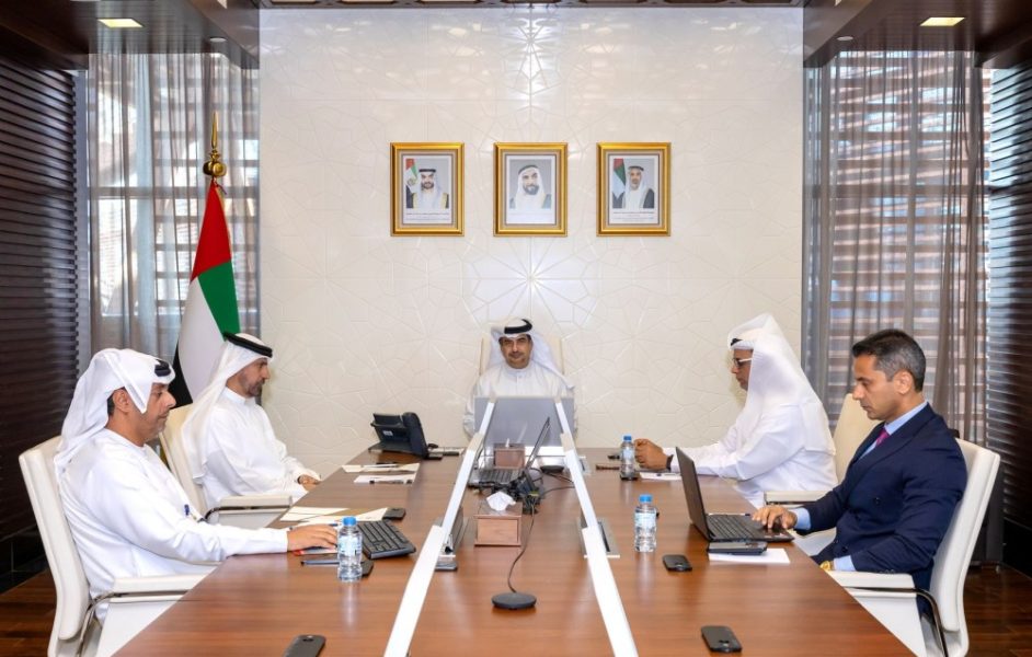 “قضاء أبوظبي” تُغرم كاتب عدل خاص 30 ألف درهم لمخالفته الضوابط المهنية