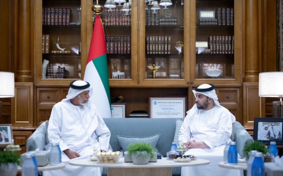 حمدان بن زايد يستقبل مجلس إدارة جمعية أبوظبي التعاونية لصيادي الأسماك ويطلع على استراتيجيتها لتعزيز المنتج المحلي