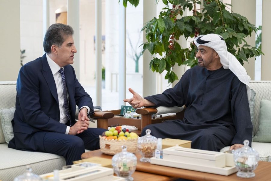 رئيس الدولة ورئيس إقليم كردستان العراق يبحثان مختلف أوجه التعاون والتطورات الإقليمية