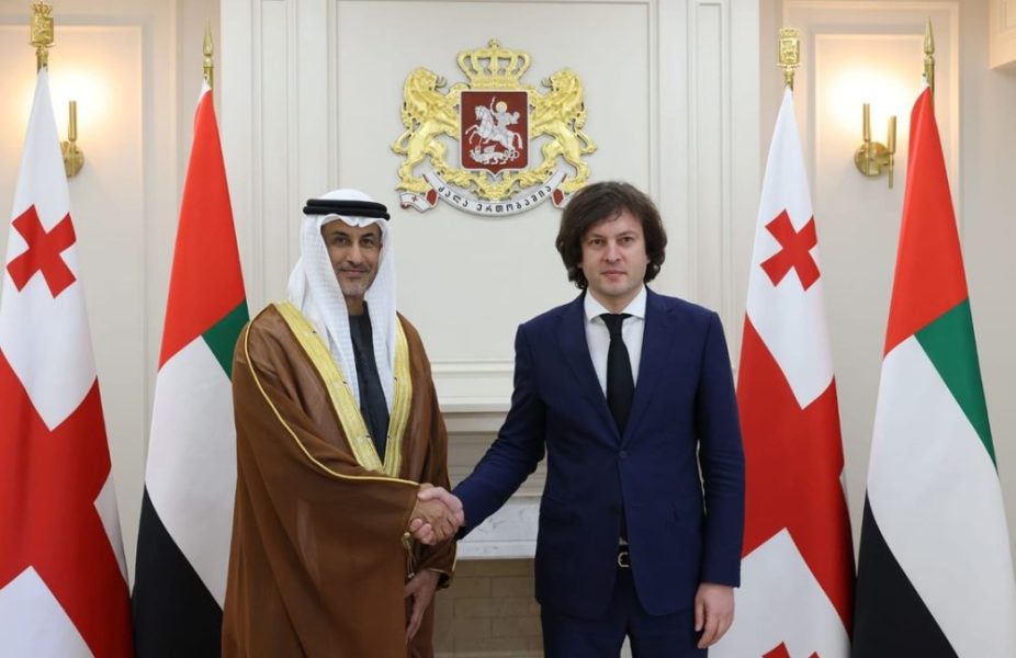 سعيد الهاجري يلتقي برئيس وزراء جورجيا في تبليسي