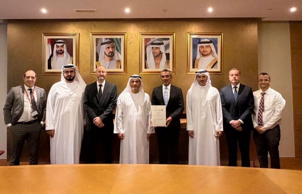 “الطيران المدني” تصدر أول شهادة اعتماد لتعديلات الطائرات إلى مركز طيران الإمارات الهندسي