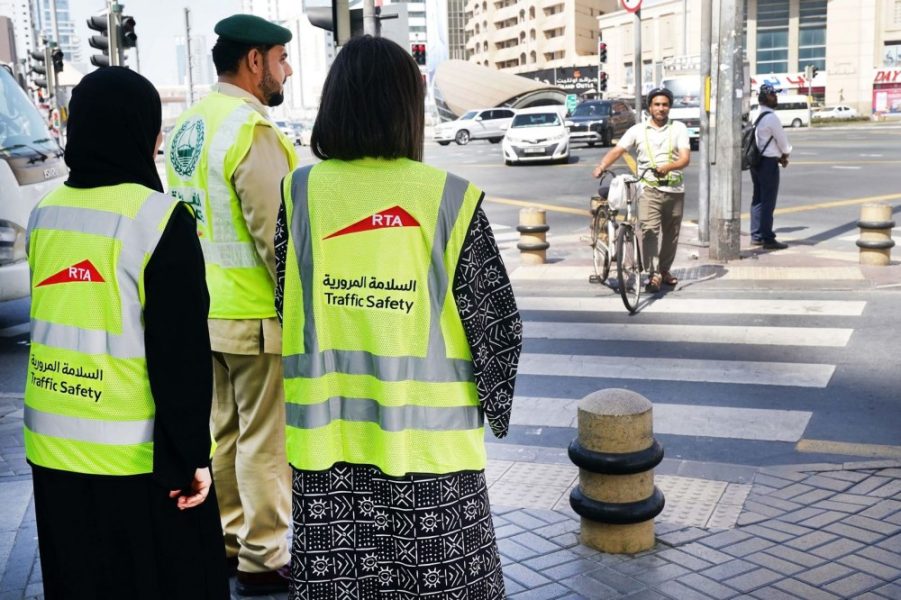 “طرق دبي” تطلق حملات توعية للمشاة خلال أسبوع المرور الخليجي 2026