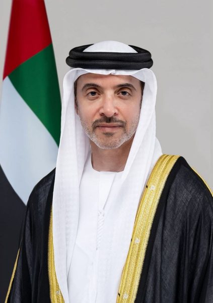 هزاع بن زايد: قواتنا المسلحة الباسلة درع حصين وسد منيع أمام جميع التحديات