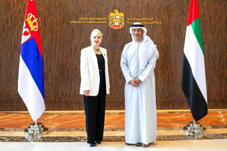 سعيد الهاجري يبحث مع وزيرة التجارة الداخلية والخارجية الصربية توطيد العلاقات الاقتصادية