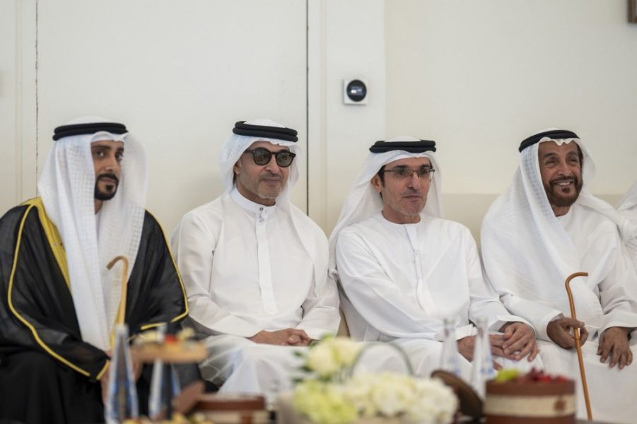 هزاع بن زايد يحضر حفل استقبال بمناسبة أفراح الشامسي