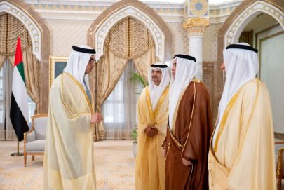 أمام منصور بن زايد.. 23 قاضيا وعضو نيابة يؤدون اليمين القانونية للانضمام إلى المنظومة القضائية في أبوظبي