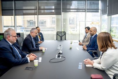 غرف دبي تبحث تطوير مسارات التجارة والاستثمار مع مقاطعة “بريتيش كولومبيا” الكندية