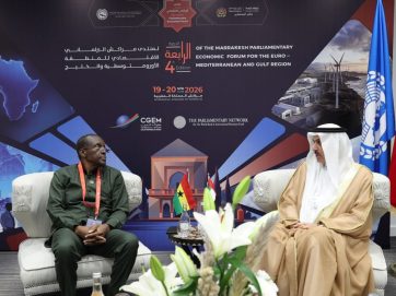 صقر غباش ورئيس برلمان غانا يؤكدان أهمية الارتقاء بالعلاقات الثنائية وتفعيل لجنة الصداقة البرلمانية